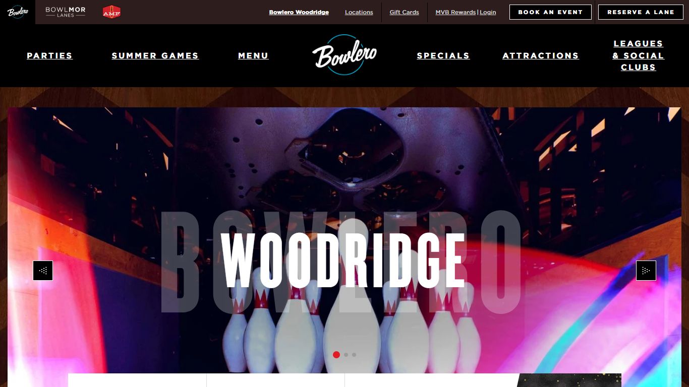 Bowling Alley & Sports Bar in Woodridge | Bowlero